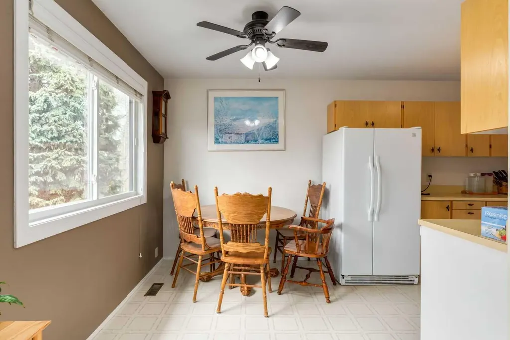 5019 46 Avenue SW Calgary AB T3E 6R1