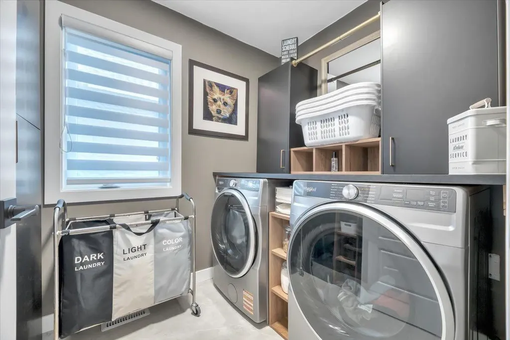 77 Versant Point SW Calgary AB T2Z 0Z5
