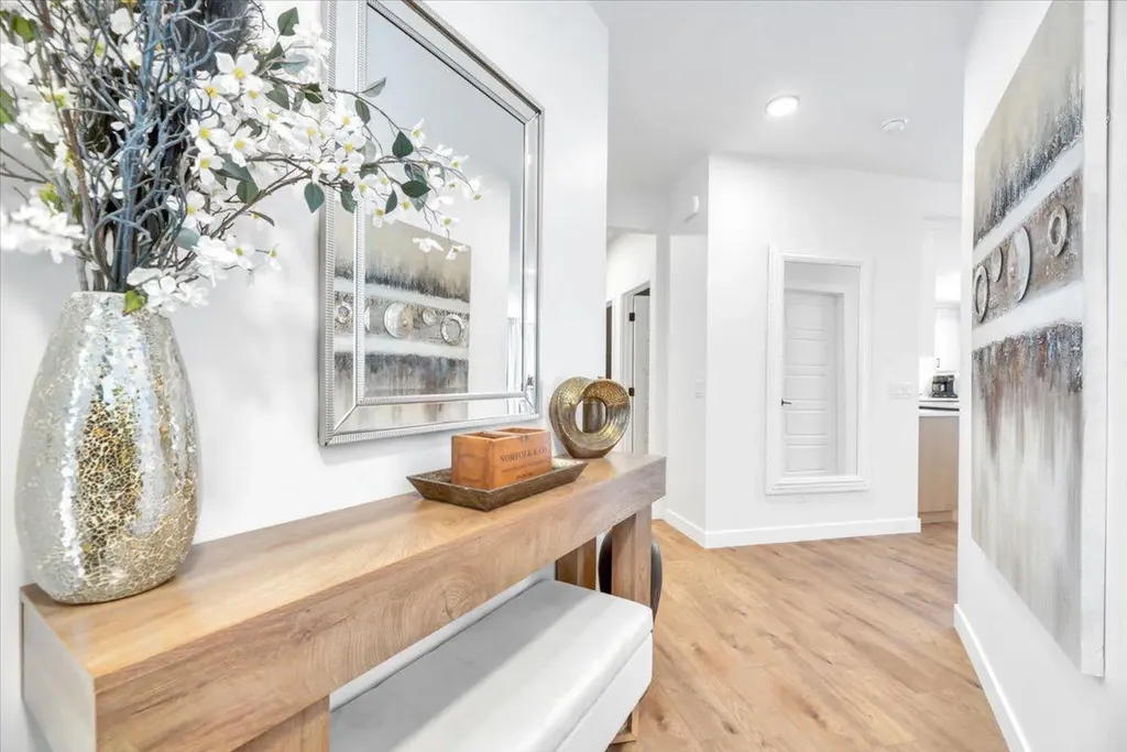 77 Versant Point SW Calgary AB T2Z 0Z5