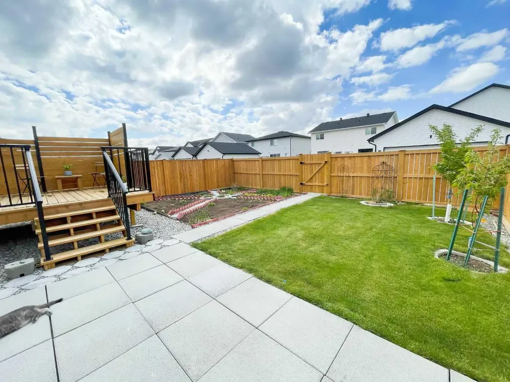 4310 28 Avenue S Lethbridge AB T1K 8L3