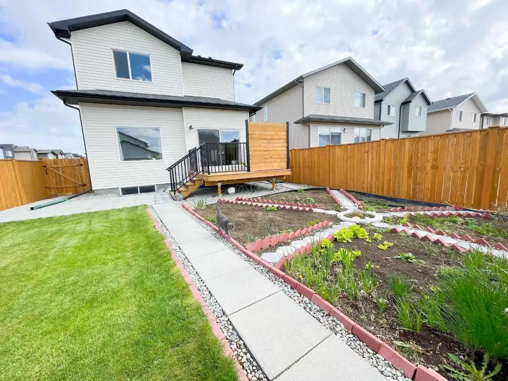 4310 28 Avenue S Lethbridge AB T1K 8L3