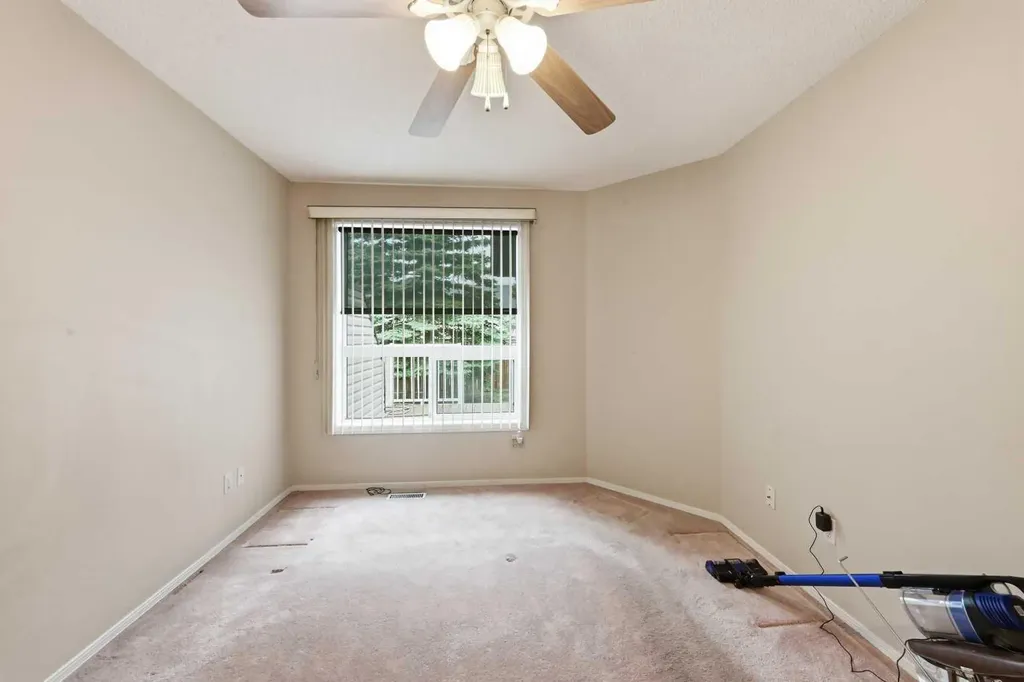 25 Tararidge Circle NE Calgary AB T3J 3W4