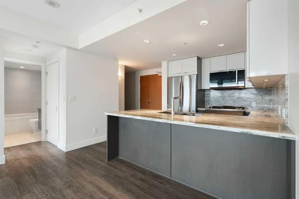 519 Riverfront Avenue SE Calgary AB T2G1K6