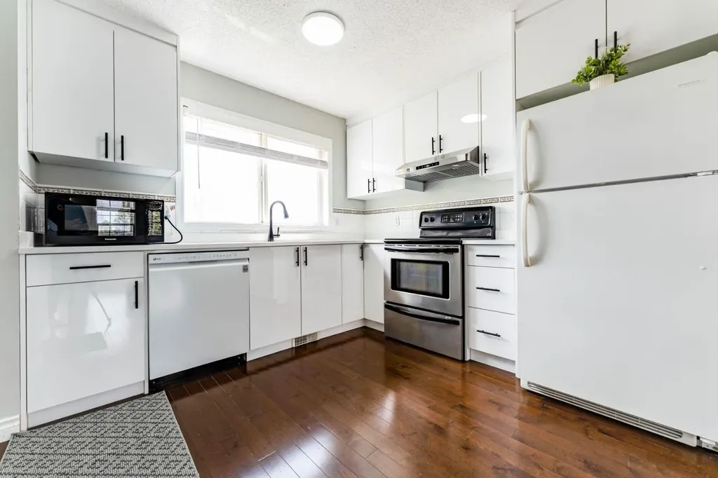 45 Tuscany Springs Garden NW Calgary AB T3L 2R3