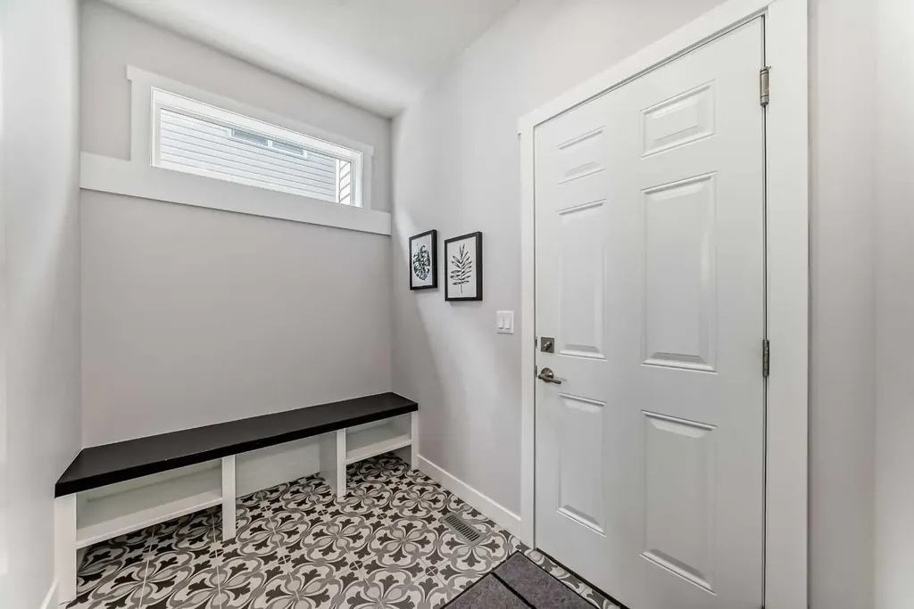 420 Legacy View SE Calgary AB T2X 2G4