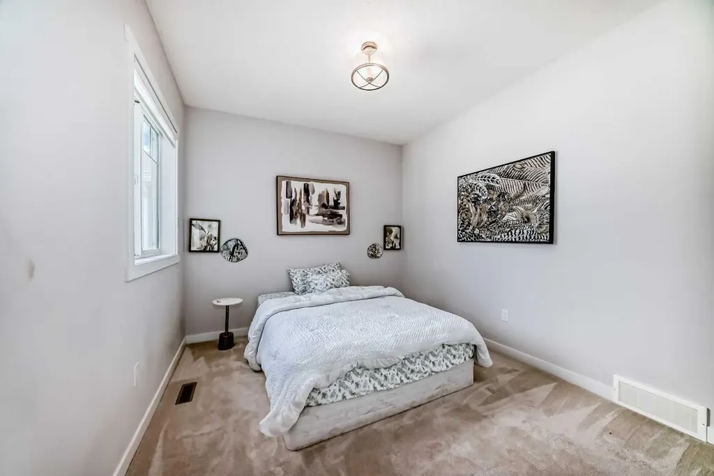 420 Legacy View SE Calgary AB T2X 2G4