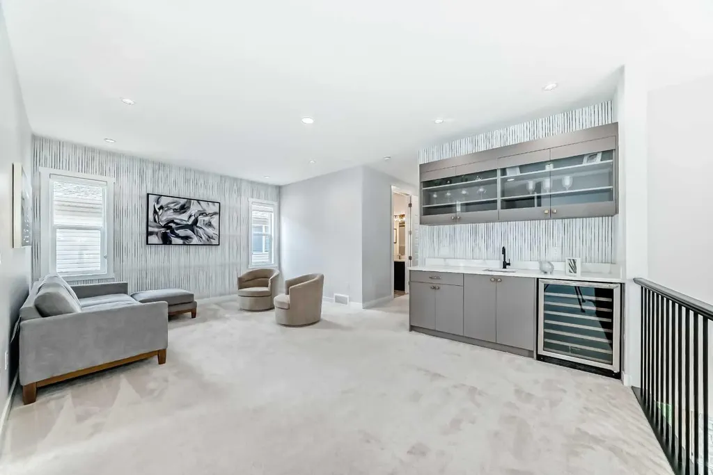 420 Legacy View SE Calgary AB T2X 2G4