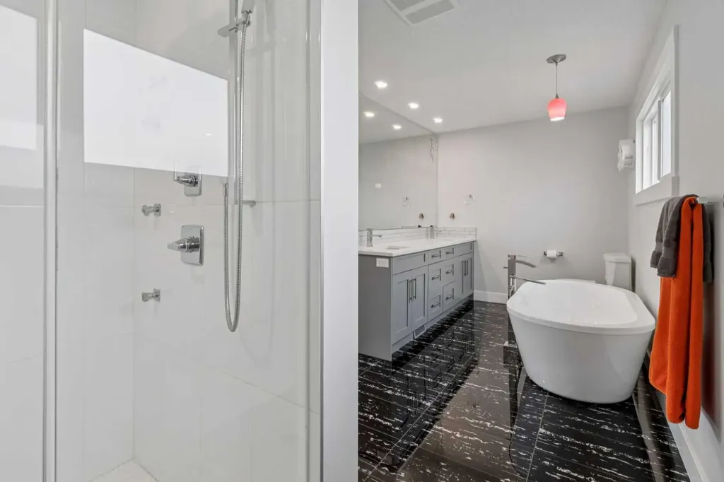 1303 105 Avenue SW Calgary AB T2W0B5