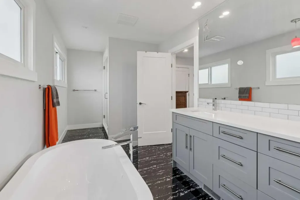 1303 105 Avenue SW Calgary AB T2W0B5