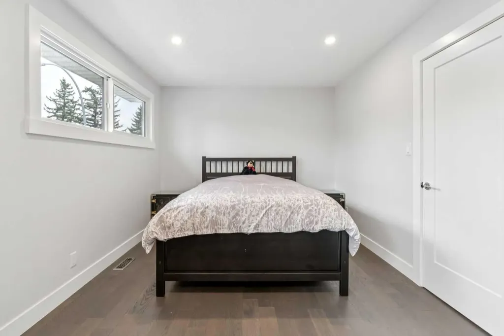 1303 105 Avenue SW Calgary AB T2W0B5