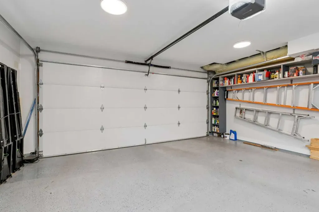 1303 105 Avenue SW Calgary AB T2W0B5