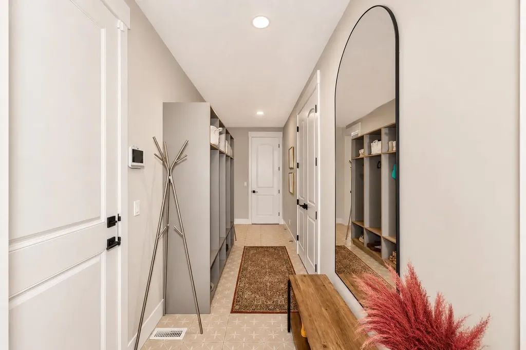 148 Crestridge Terrace SW Calgary AB T3B6K5