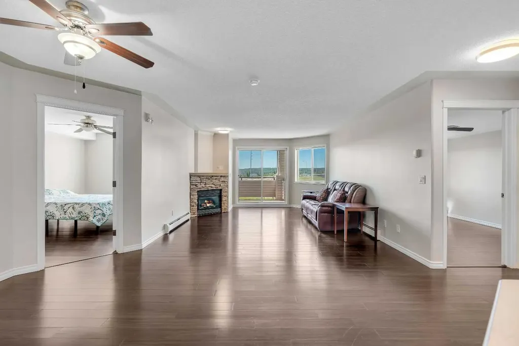 7451 Springbank Boulevard SW Calgary AB T3H 5R2