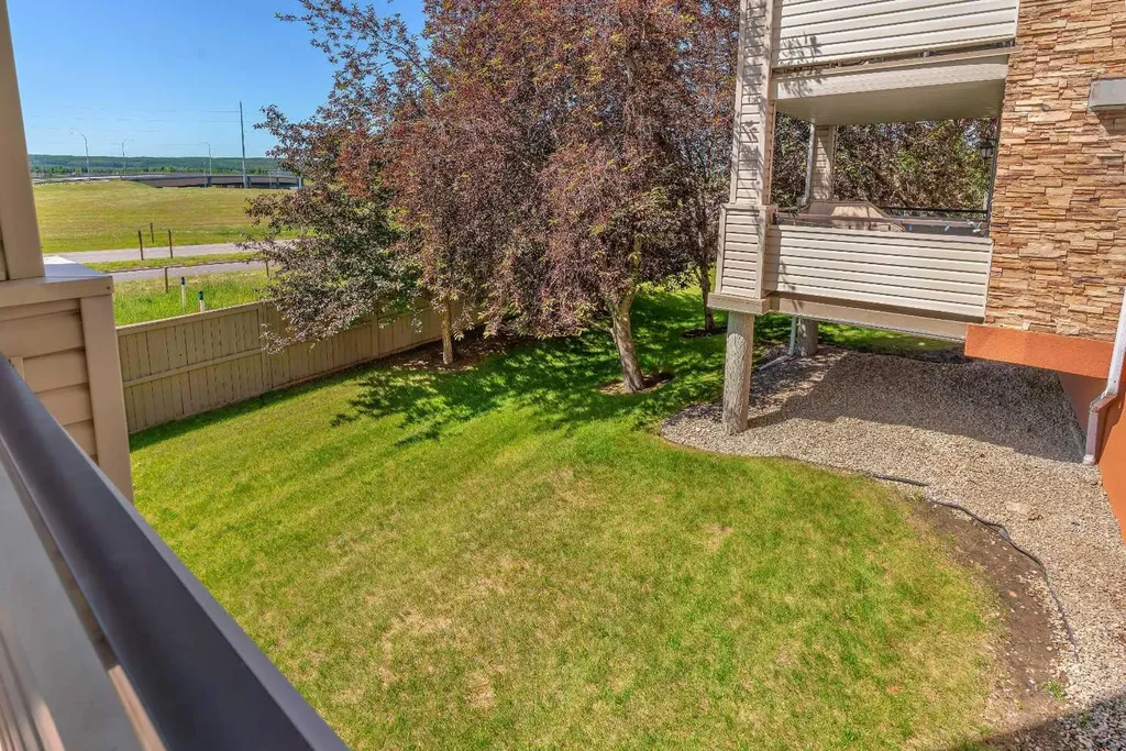 7451 Springbank Boulevard SW Calgary AB T3H 5R2