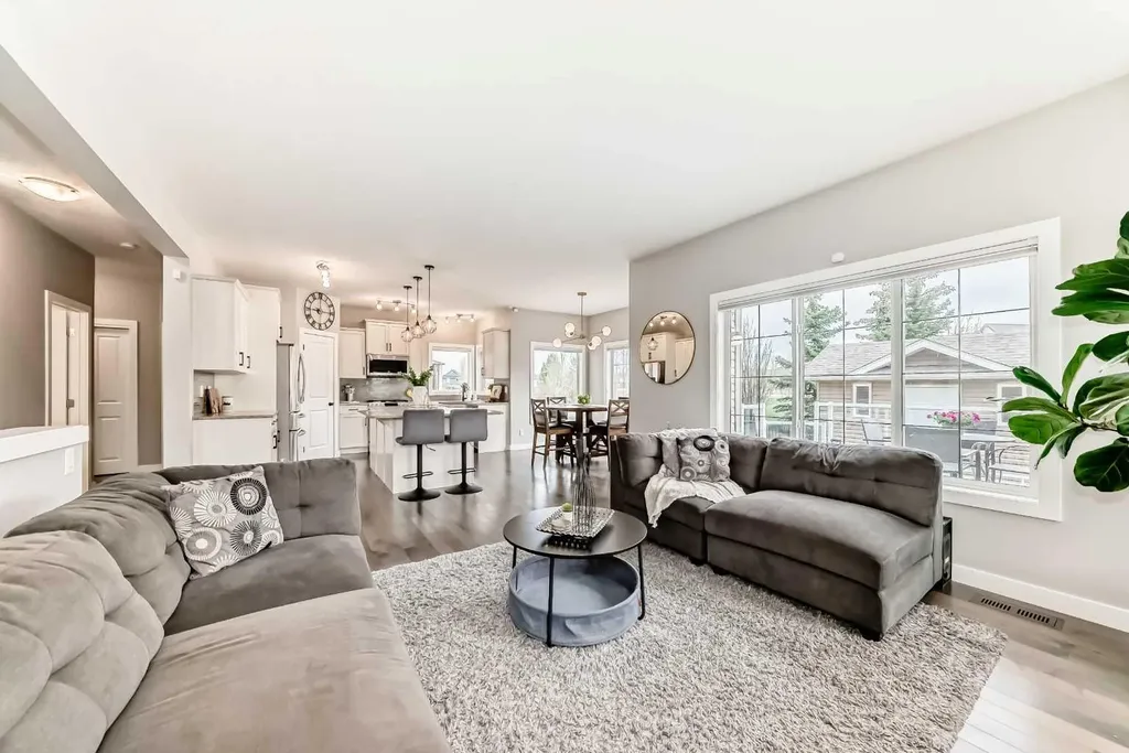 2201 Bayside Circle SW Airdrie AB T4B 0V6