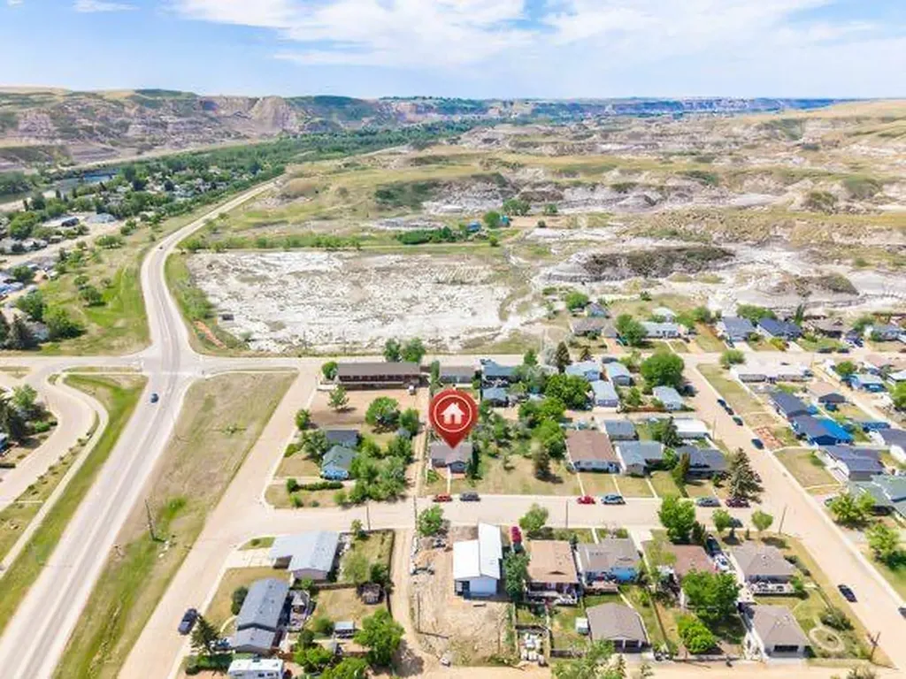 301 16 Street NW Drumheller AB T0J0Y1