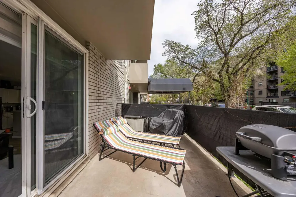 1328 13 Avenue SW Calgary AB T3C 0T3