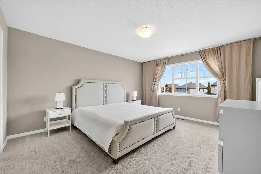293 Windrow Crescent SW Airdrie AB T4B 4K2