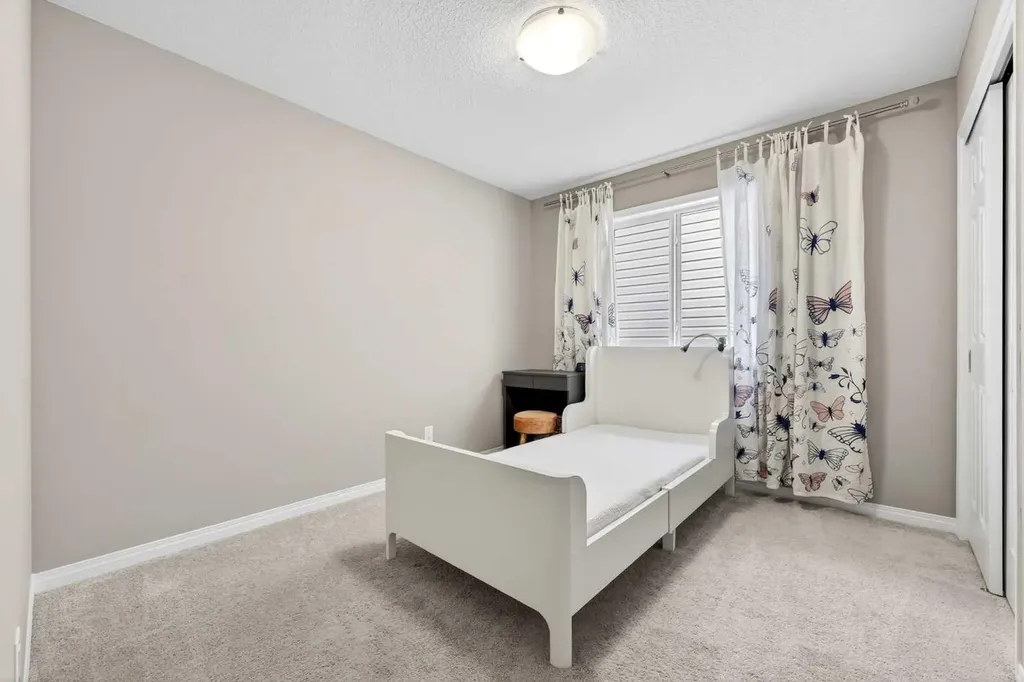 293 Windrow Crescent SW Airdrie AB T4B 4K2