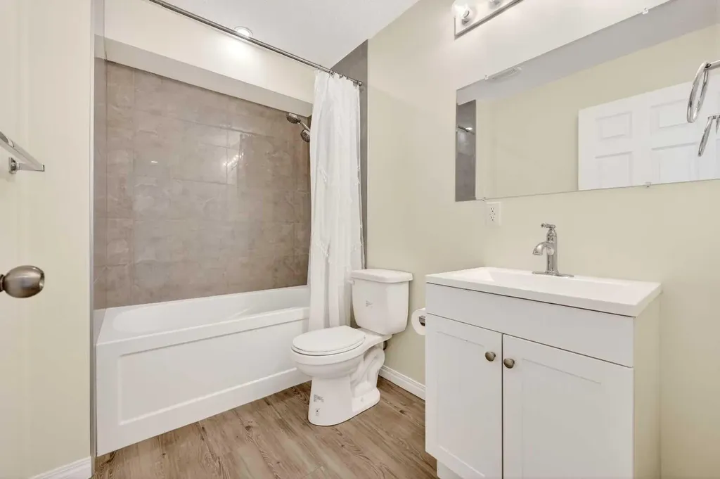 293 Windrow Crescent SW Airdrie AB T4B 4K2
