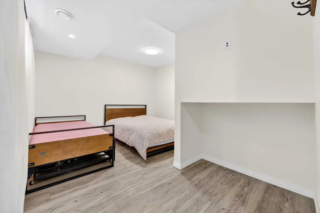 293 Windrow Crescent SW Airdrie AB T4B 4K2