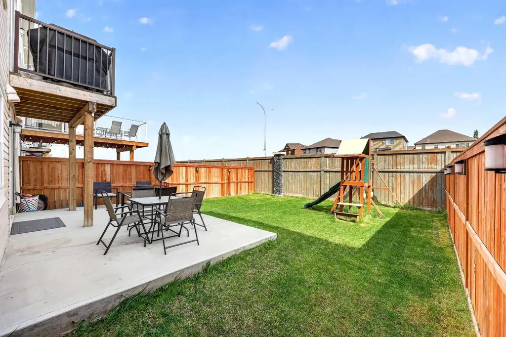 293 Windrow Crescent SW Airdrie AB T4B 4K2
