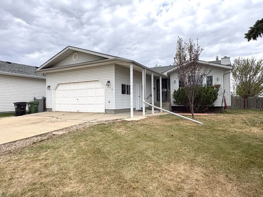 5310 67 Street Camrose AB T4V 4M1