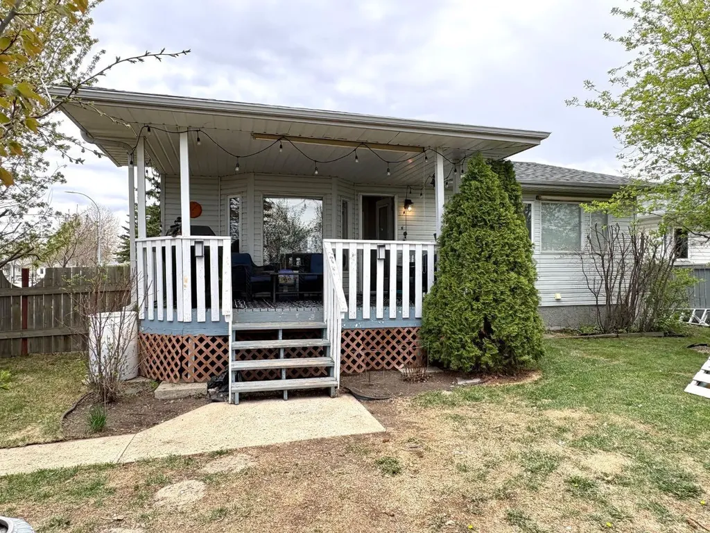 5310 67 Street Camrose AB T4V 4M1