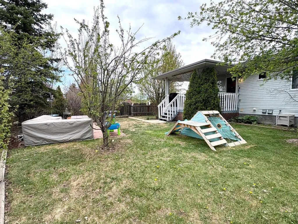 5310 67 Street Camrose AB T4V 4M1
