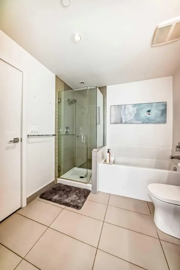 305 18 Avenue SW Calgary AB T2S 0C4