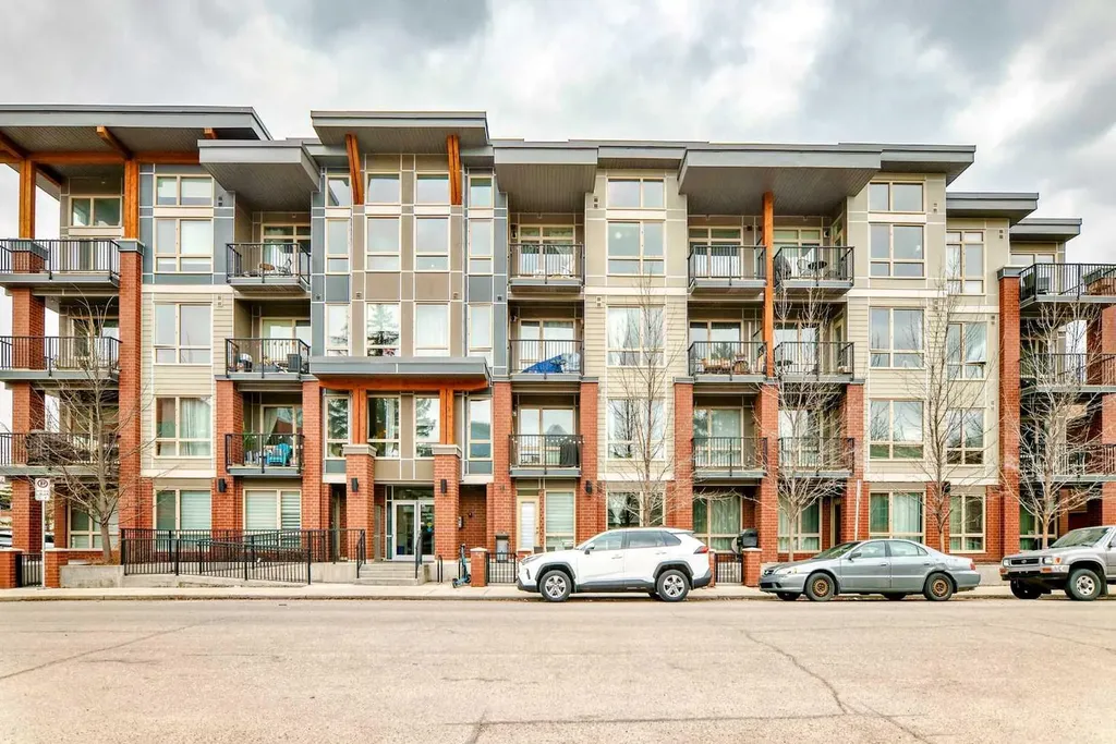 305 18 Avenue SW Calgary AB T2S 0C4