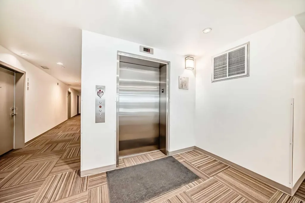 305 18 Avenue SW Calgary AB T2S 0C4