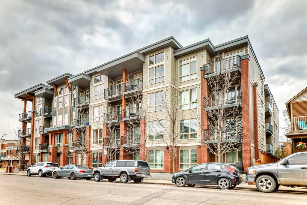 305 18 Avenue SW Calgary AB T2S 0C4