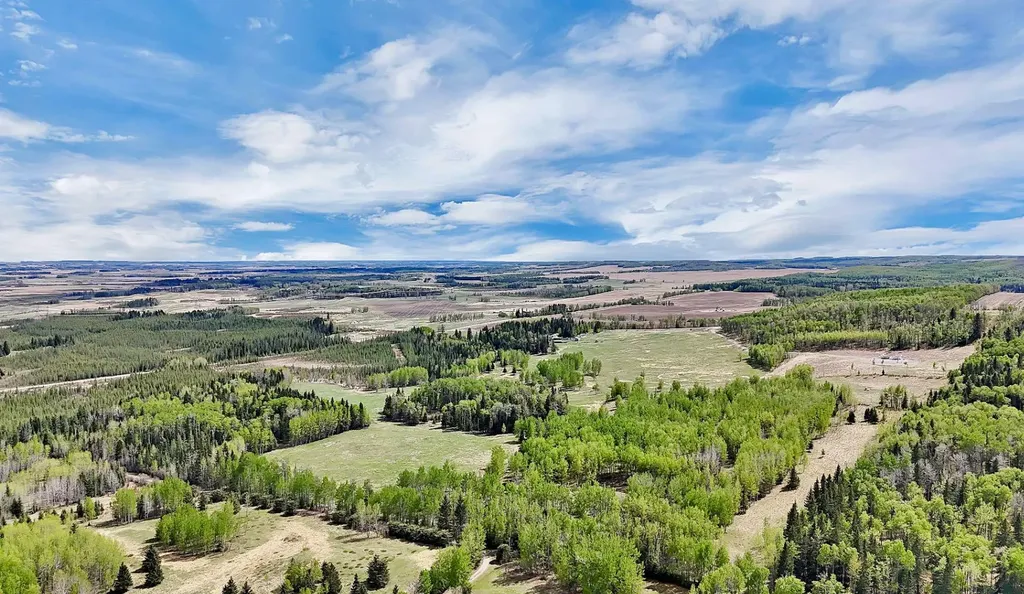 44008 Township Road 41-0 Rural Clearwater County AB T0M 0X0