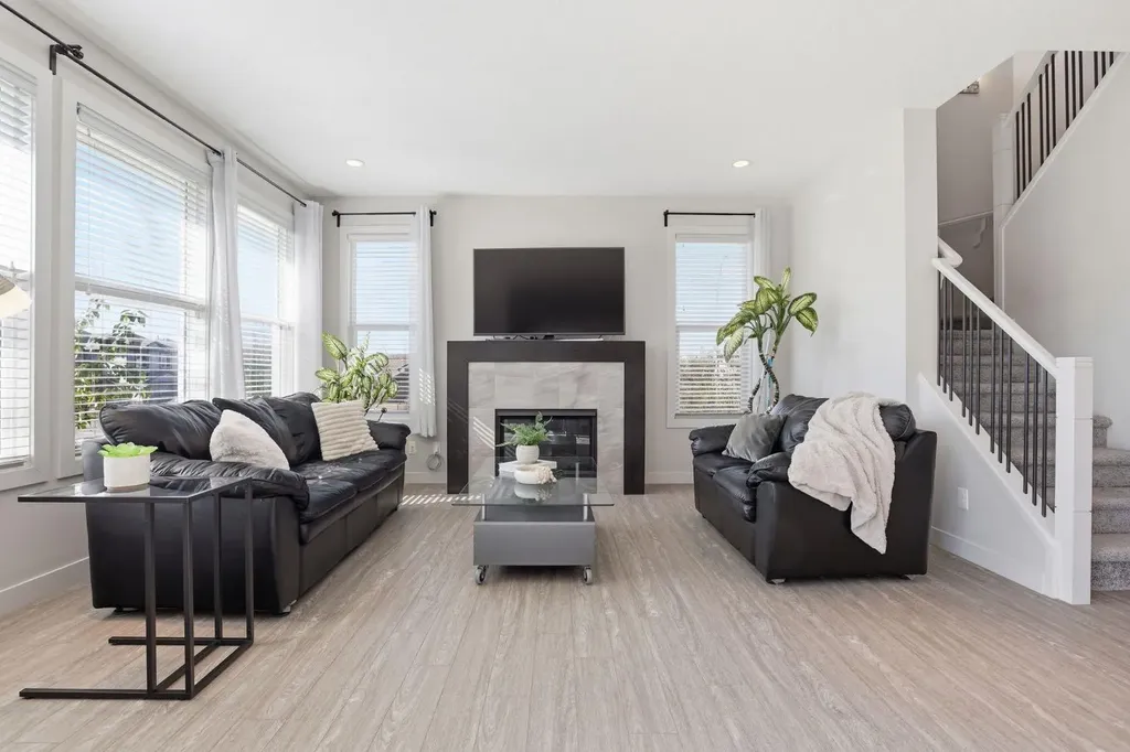 4 Heritage Terrace Cochrane AB T4C 0Y3