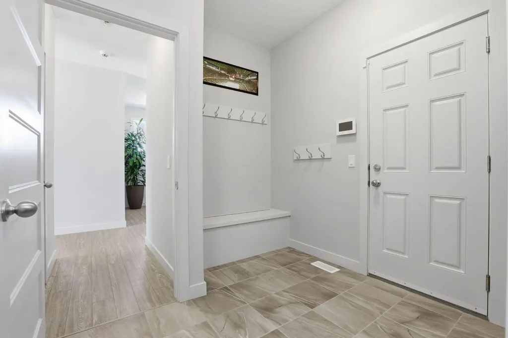 4 Heritage Terrace Cochrane AB T4C 0Y3