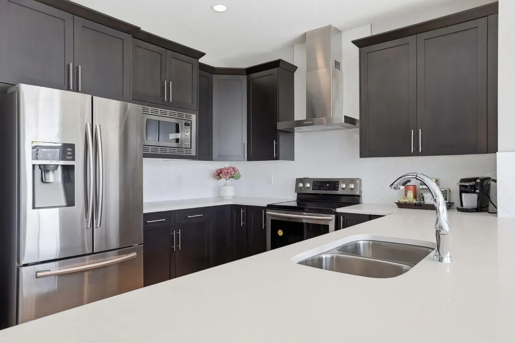 4 Heritage Terrace Cochrane AB T4C 0Y3