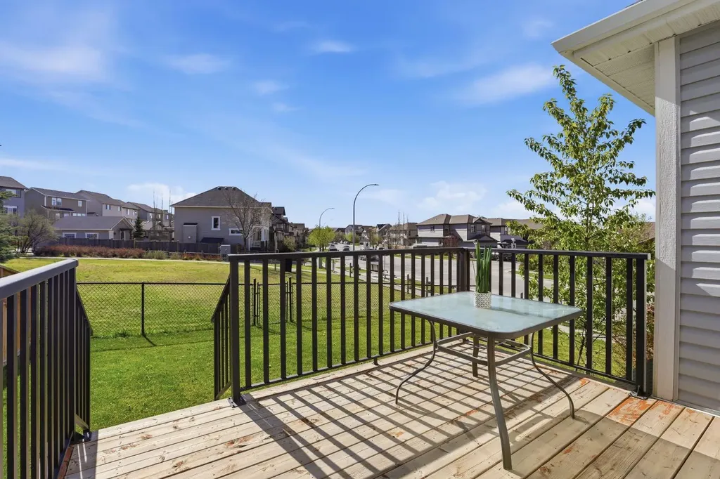 4 Heritage Terrace Cochrane AB T4C 0Y3