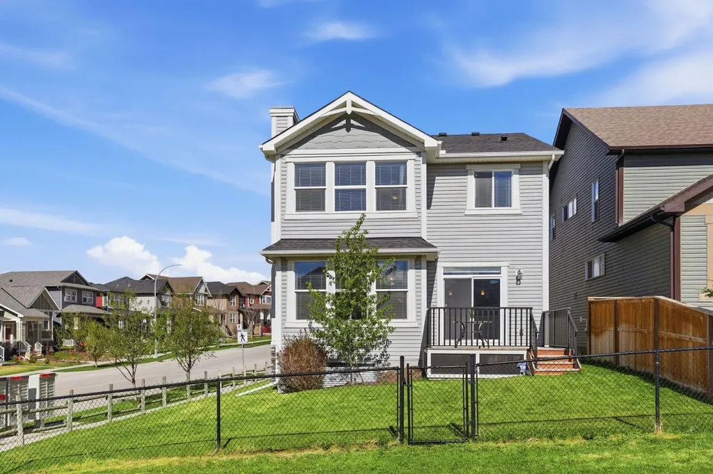 4 Heritage Terrace Cochrane AB T4C 0Y3