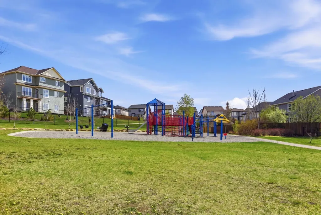 4 Heritage Terrace Cochrane AB T4C 0Y3
