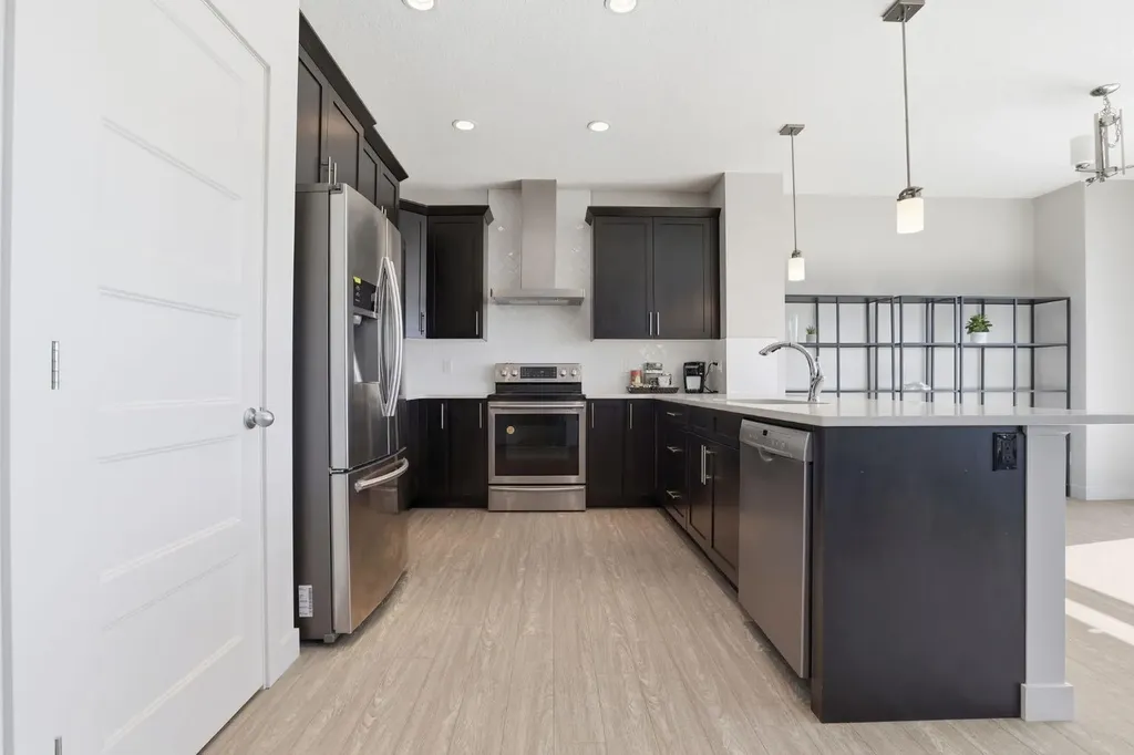 4 Heritage Terrace Cochrane AB T4C 0Y3