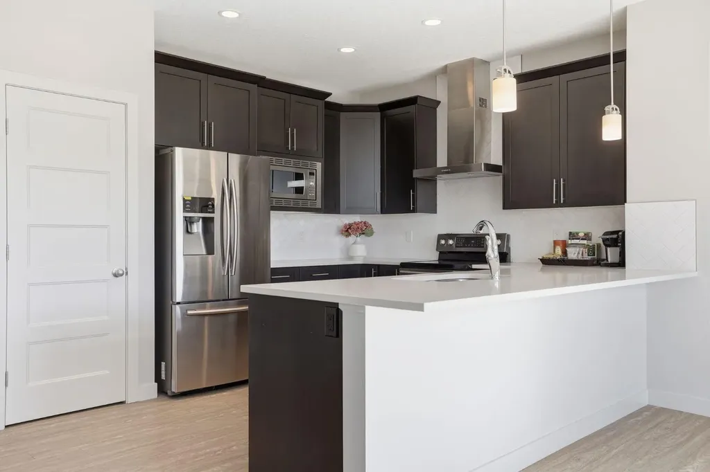 4 Heritage Terrace Cochrane AB T4C 0Y3