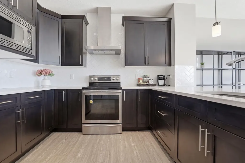 4 Heritage Terrace Cochrane AB T4C 0Y3