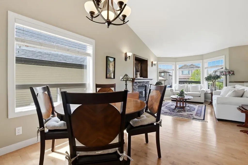 114 Stephenson Crescent Red Deer AB T4R 0L6