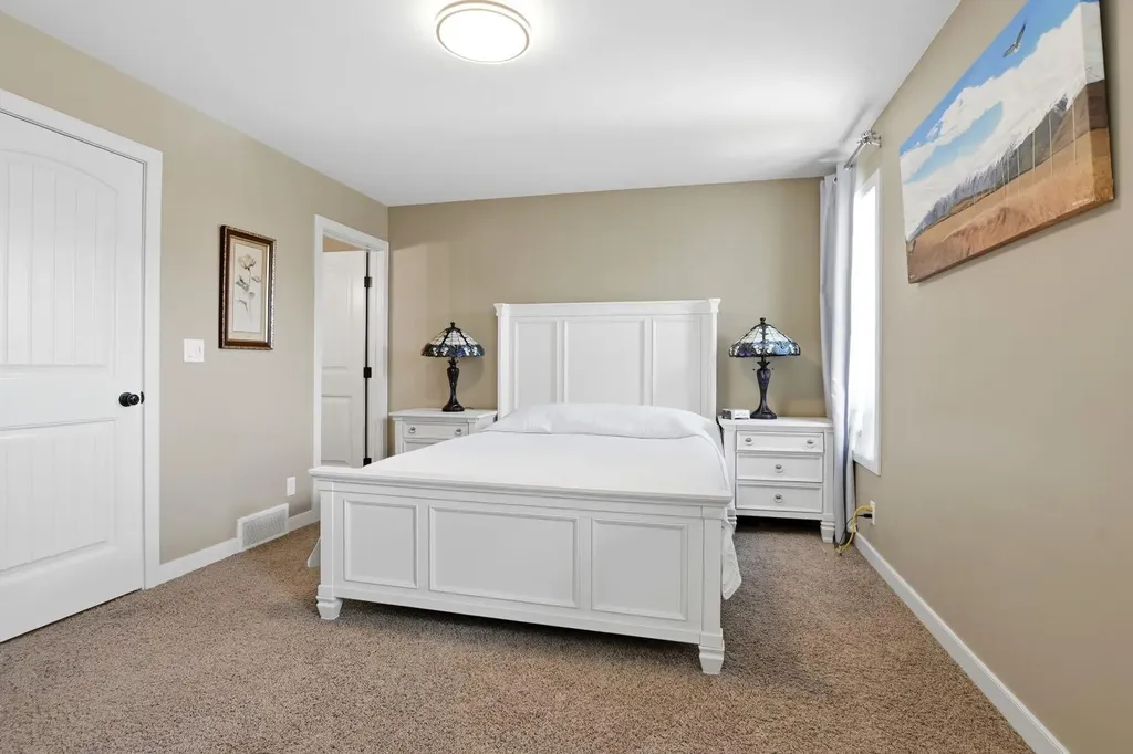 114 Stephenson Crescent Red Deer AB T4R 0L6