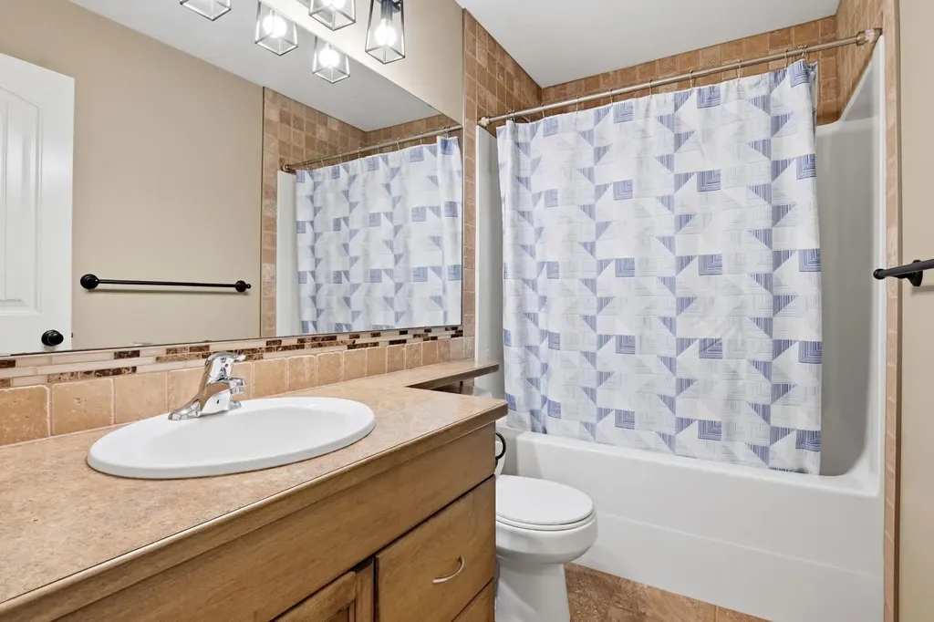 114 Stephenson Crescent Red Deer AB T4R 0L6