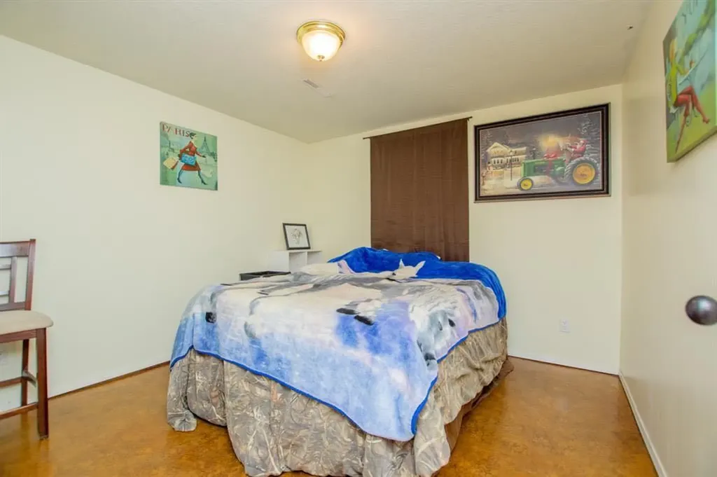9321 101 Avenue Grande Prairie AB T8W 0W5