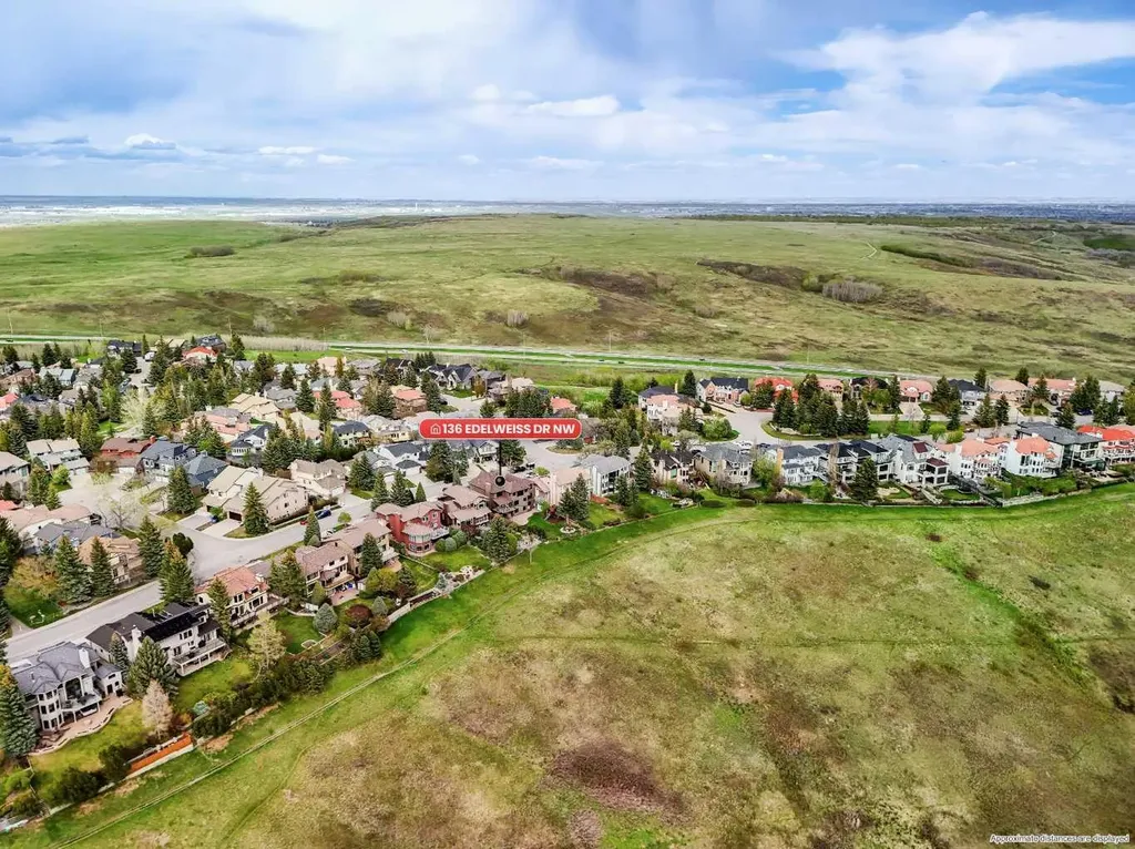136 Edelweiss Drive NW Calgary AB T3A 3P6