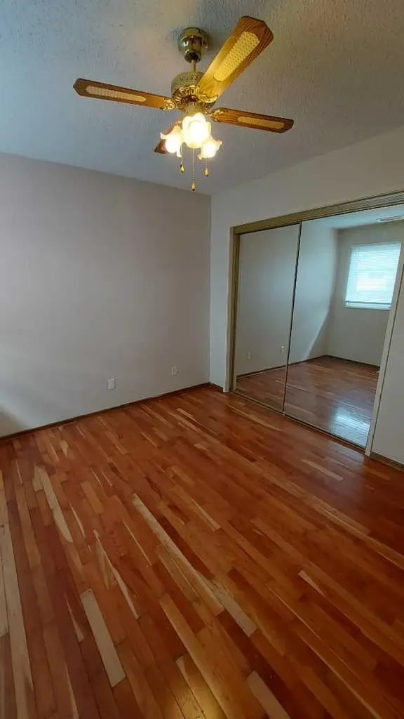 821 Whitemont Drive NE Calgary AB T1Y 3S6
