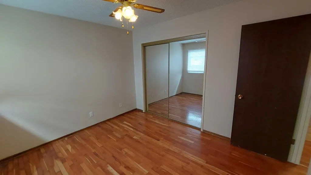 821 Whitemont Drive NE Calgary AB T1Y 3S6